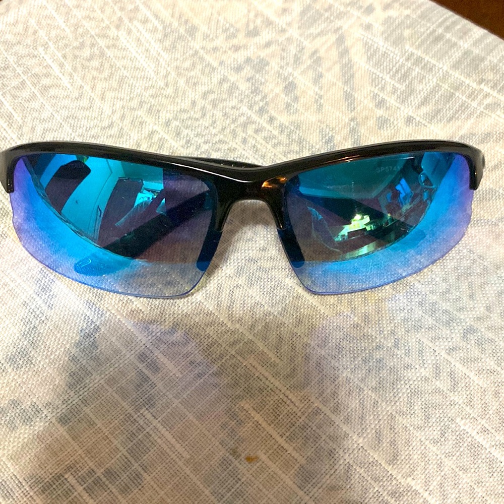 Thifted sun glasses goggle Italian design 8605
